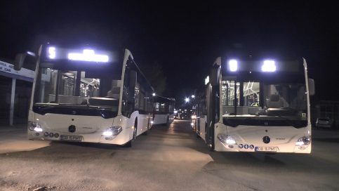  Cele 28 de autobuze Mercedes-Benz Citaro Hybrid achiziționate de administrația târgovișteană, au intrat în circulație, în municipiul Târgoviște, astăzi de 