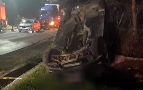 O șoferiță în vârstă de 44 ani, în timp ce se deplasa cu autoturismul marca BMW, pe DN 72 A, zona Gheboieni, s-a angajat în depășirea neregulamentară  ﻿﻿