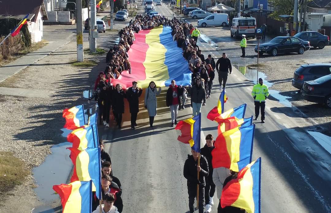 Orașul Răcari păstrează tradiția: Manifestări inedite, dedicate zilei de "1 Decembrie – Ziua Națională a României