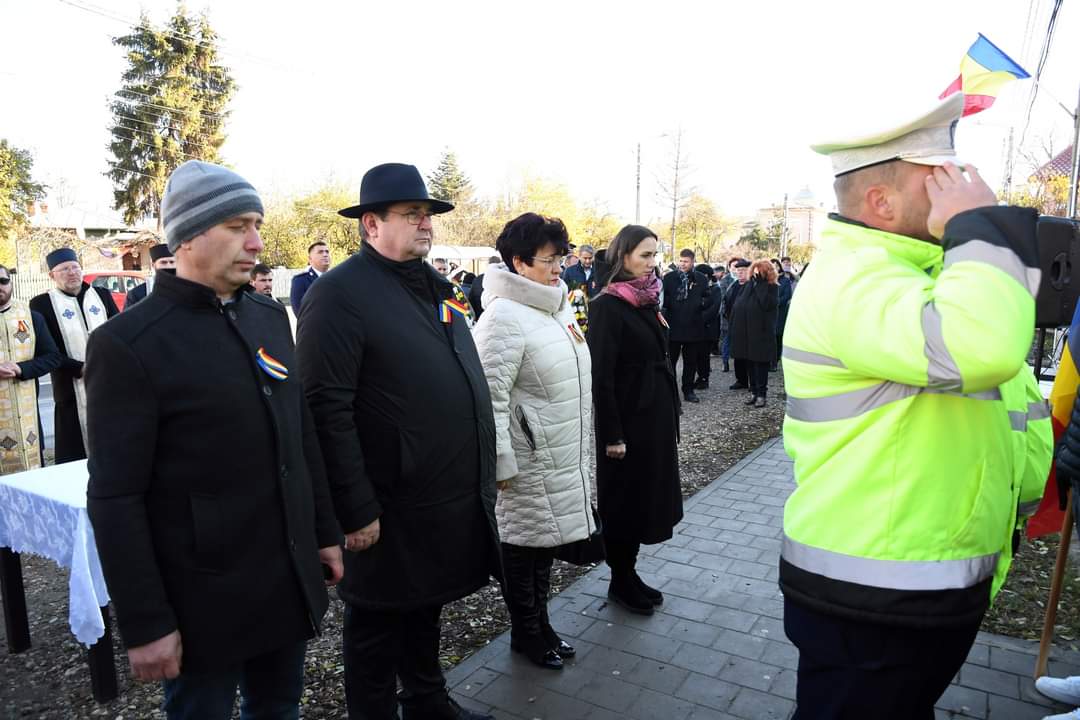 Orașul Răcari păstrează tradiția: Manifestări inedite, dedicate zilei de "1 Decembrie – Ziua Națională a României